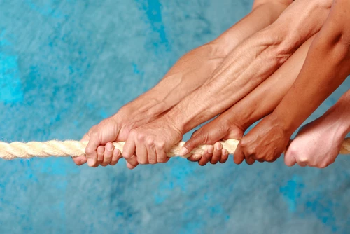 De top 5 ‘dirty tricks’ bij het onderhandelen - Laat u niet in de luren leggen!