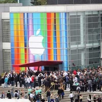 line-to-apple-store-for-iphone5