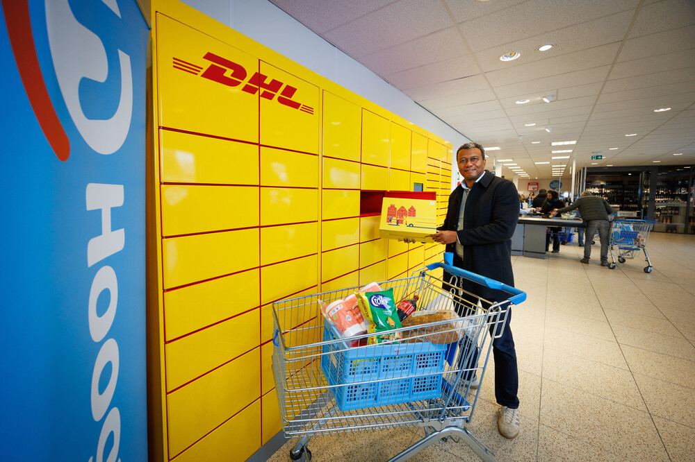 Hoogvliet supermarkt als DHL pakketpunt: slimme stap of symptoom van een overvolle last mile?