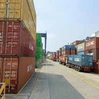 Container terminal, Manila South Harbor.