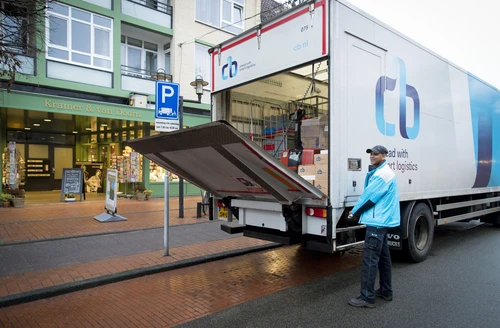 Levering boeken door CB bij boekwinkel Kramer en Van Doorn in Zeist.